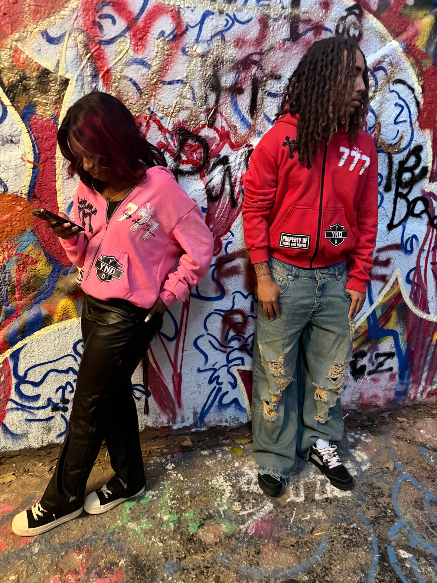 YND ANGLE HOODIE 777 PINK