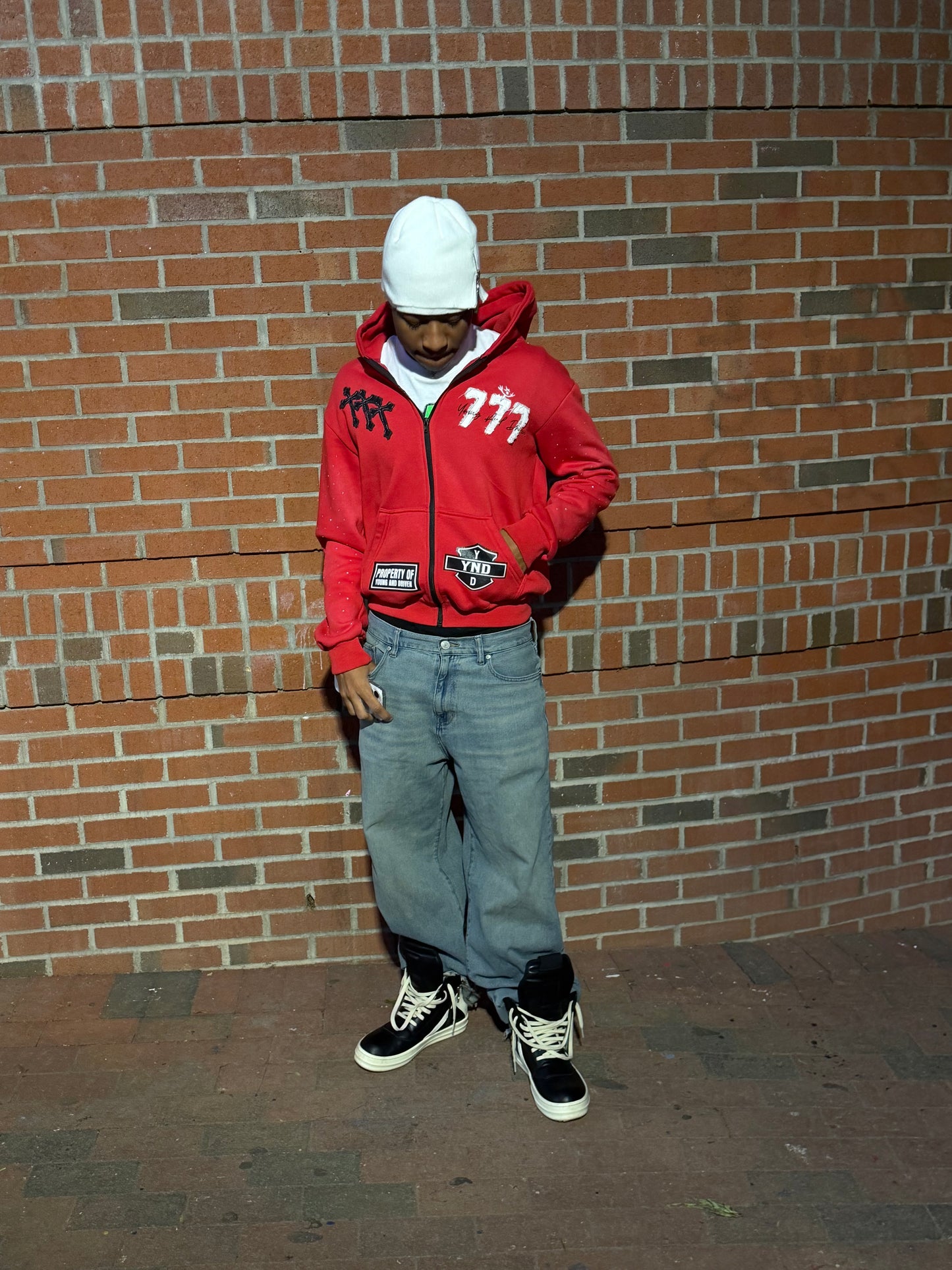 YND RED ANGLE HOODIE